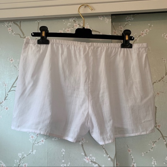 NEW Anthropologie White Shadow Plaid Shorts XS -2 - Picture 2 of 6